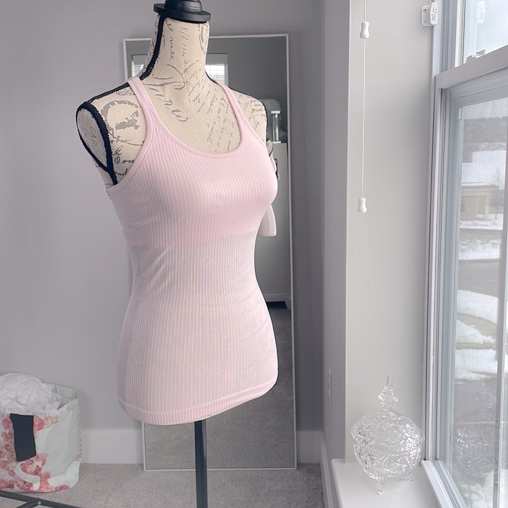 💖❣️Lululemon 🍓 strawberry milkshake tank top light barbie pink ⭐️